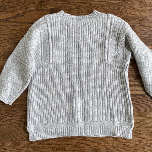 Jcrew grey sweater size Xs - Picture 4 of 5
